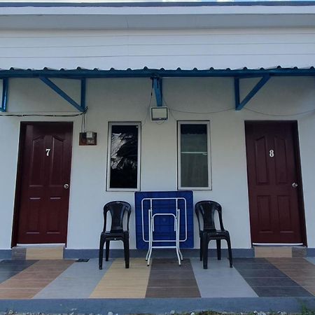 Chalet Meroloh Kuala Kangsar Exterior photo